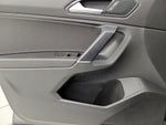 2018 Tiguan Thumbnail 12