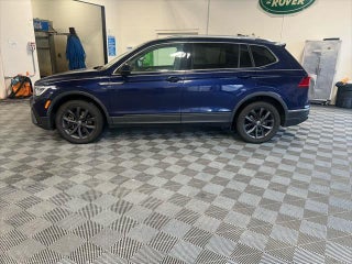 2022 Volkswagen Tiguan with Atlantic Blue Metallic Exterior