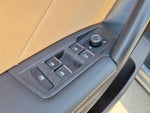 2022 Tiguan Thumbnail 14