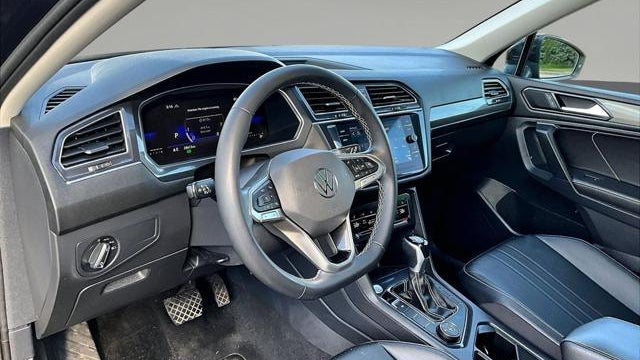 2022 Volkswagen Tiguan SE 4Motion