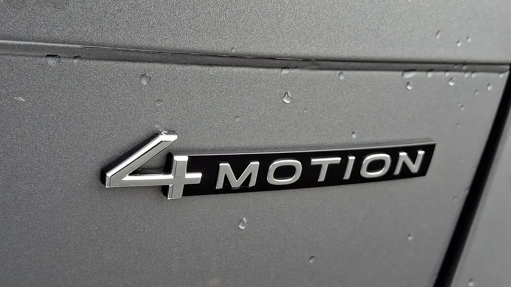 2022 Volkswagen Tiguan SE 4Motion
