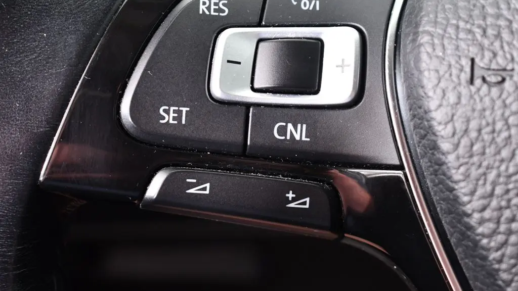 2018 Volkswagen Tiguan 2.0T SE 4Motion