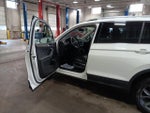 2022 Tiguan Thumbnail 13