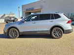 2022 Tiguan Thumbnail 2