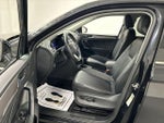 2023 Tiguan Thumbnail 9