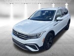 2024 Tiguan Thumbnail 4
