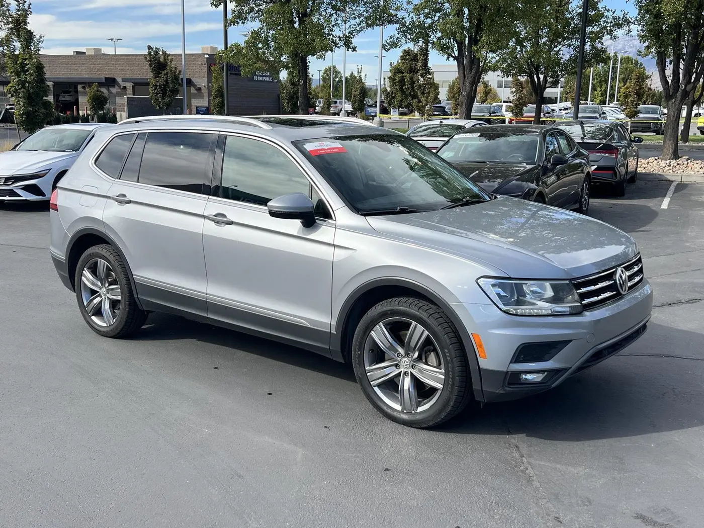 2020 Volkswagen Tiguan - $13,799