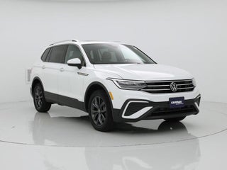 2022 Volkswagen Tiguan with Oryx White Pearl Exterior