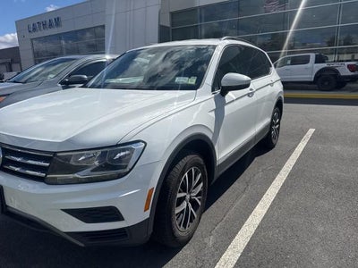 Photo of a 2020 Volkswagen Tiguan AWD SE 4motion 4DR SUV for sale