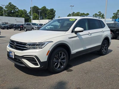 Photo of a 2022 Volkswagen Tiguan AWD SE 4motion 4DR SUV for sale