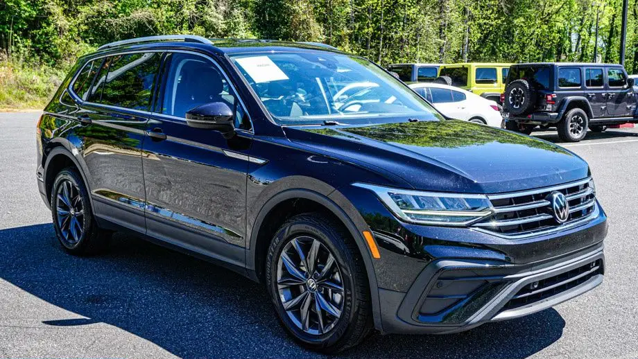 2023 Volkswagen Tiguan SE 4Motion