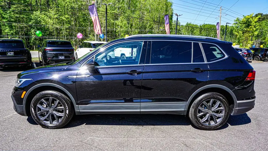 2023 Volkswagen Tiguan SE 4Motion
