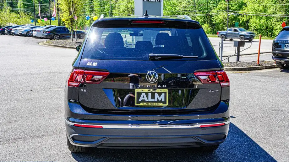 2023 Volkswagen Tiguan SE 4Motion