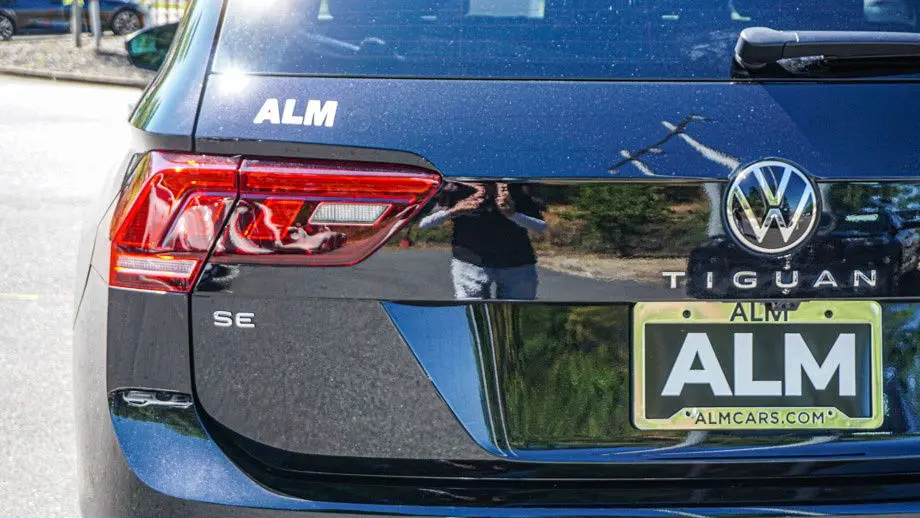 2023 Volkswagen Tiguan SE 4Motion