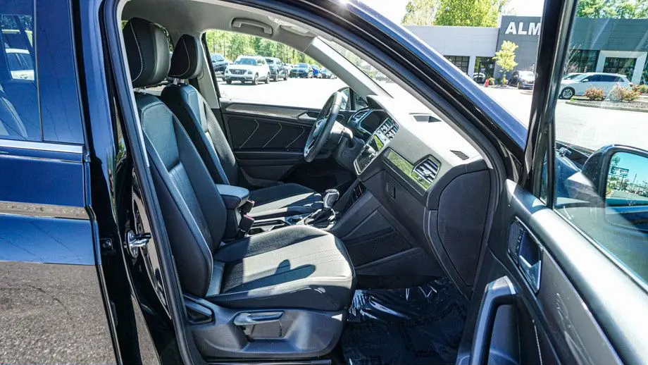 2023 Volkswagen Tiguan SE 4Motion
