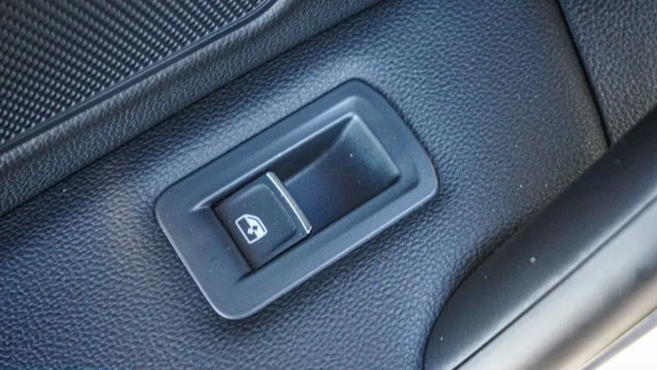 2023 Volkswagen Tiguan SE 4Motion