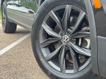 2024 Tiguan Thumbnail 3