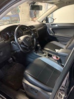 2018 Tiguan Thumbnail 3