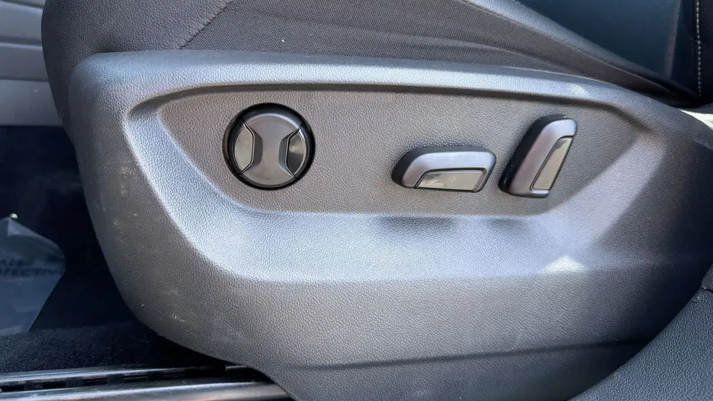 2018 Volkswagen Tiguan 2.0T SEL 4Motion