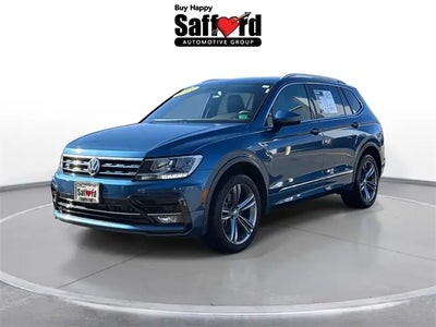 Photo of a 2019 Volkswagen Tiguan AWD SEL R-LINE Jet-Black 4motion 4DR SUV for sale
