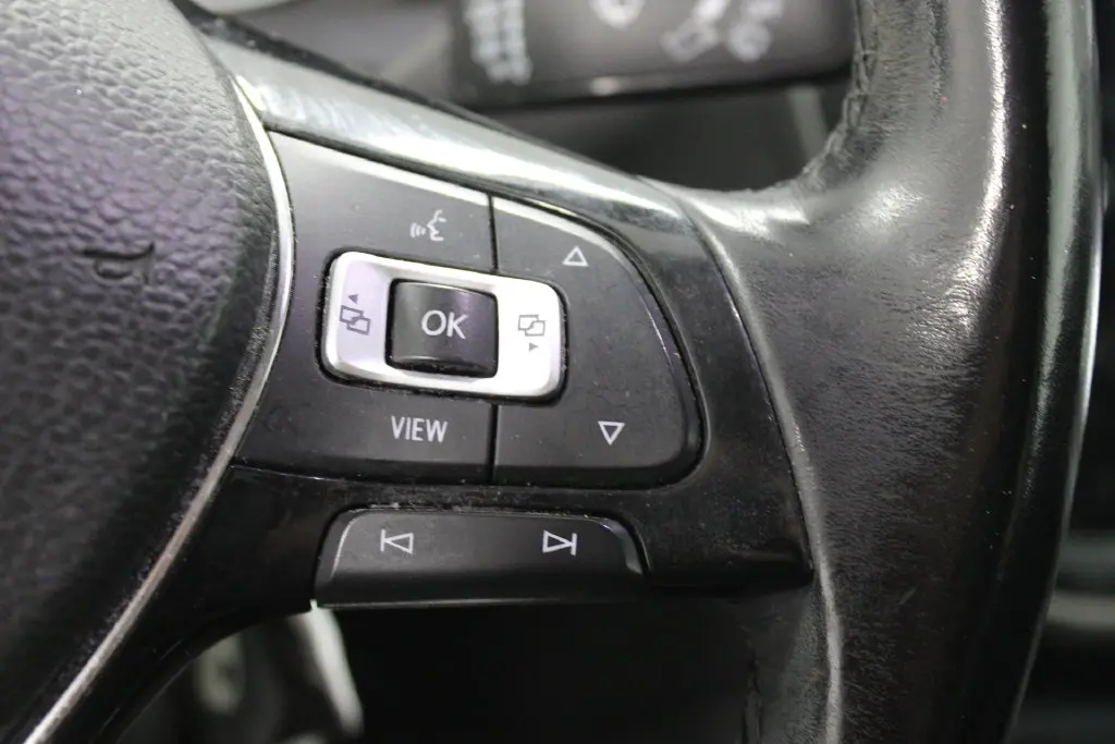 2019 Volkswagen Tiguan - $12,278