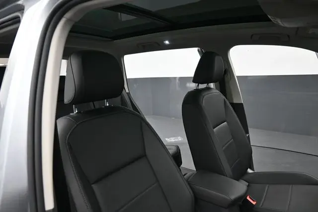 2020 Volkswagen Tiguan - $19,999