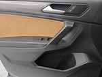 2022 Tiguan Thumbnail 12