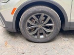 2022 Tiguan Thumbnail 5