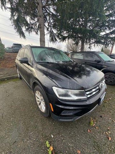 Photo of a 2018 Volkswagen Tiguan AWD 2.0T SE 4motion 4DR SUV for sale