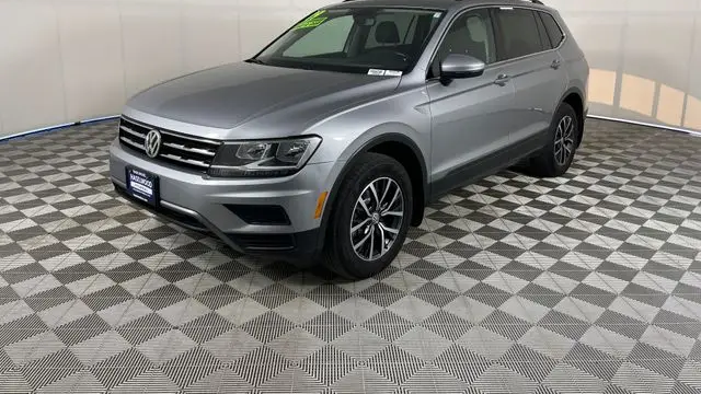 Preowned 2019 Volkswagen Tiguan SEL R-Line 4Motion for Sale