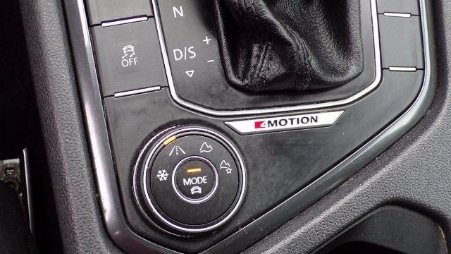 2018 Volkswagen Tiguan 2.0T SE 4Motion