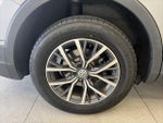 2020 Tiguan Thumbnail 9