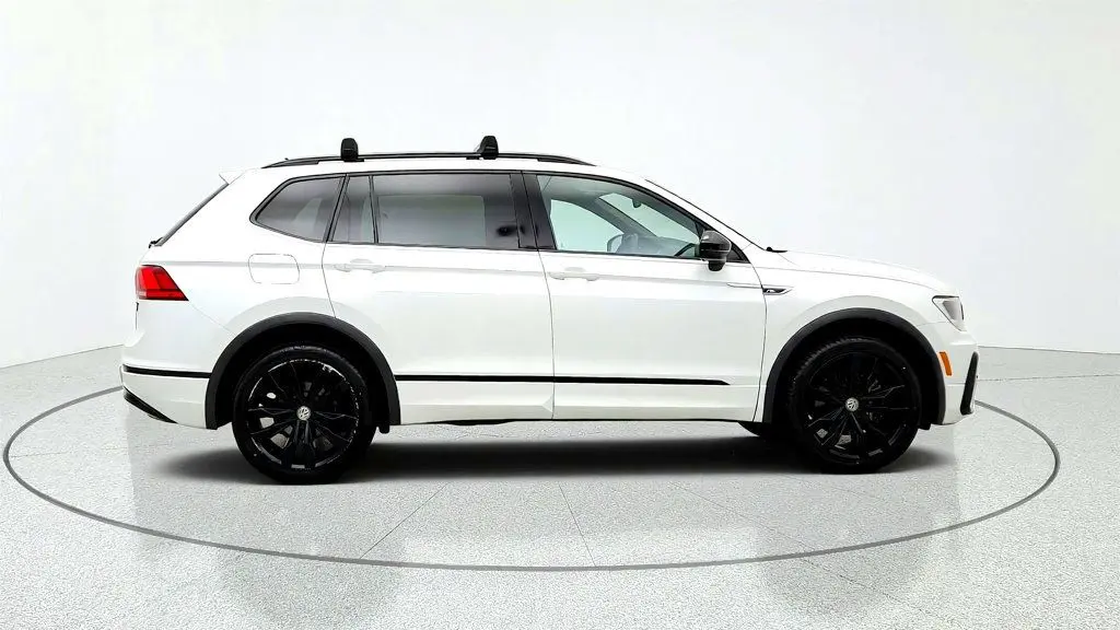 2021 Volkswagen Tiguan - $12,095