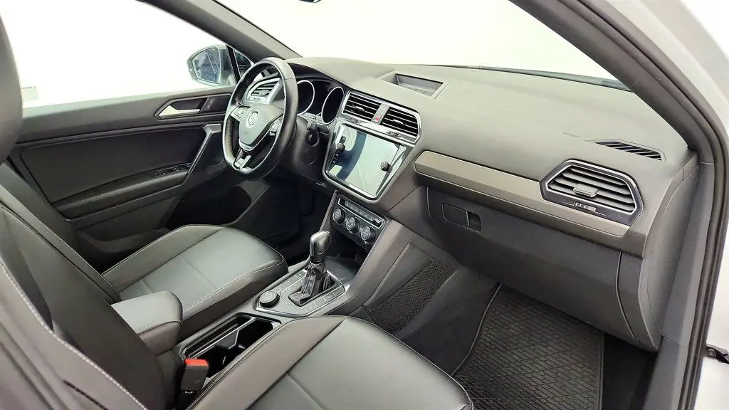 2021 Volkswagen Tiguan - $12,095