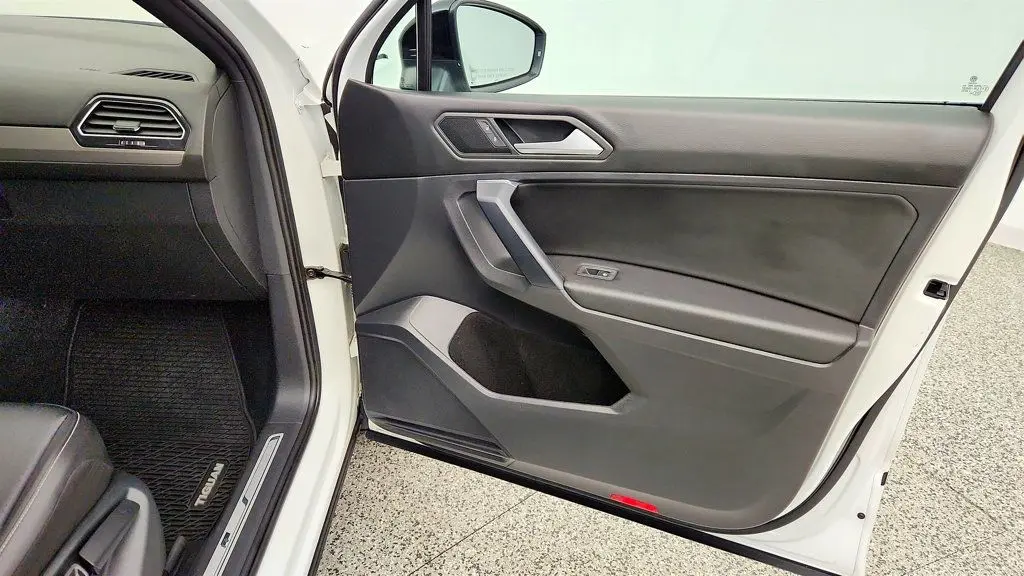 2021 Volkswagen Tiguan - $12,095