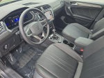 2022 Tiguan Thumbnail 16