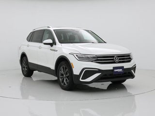 2022 Volkswagen Tiguan with Oryx White Pearl Exterior