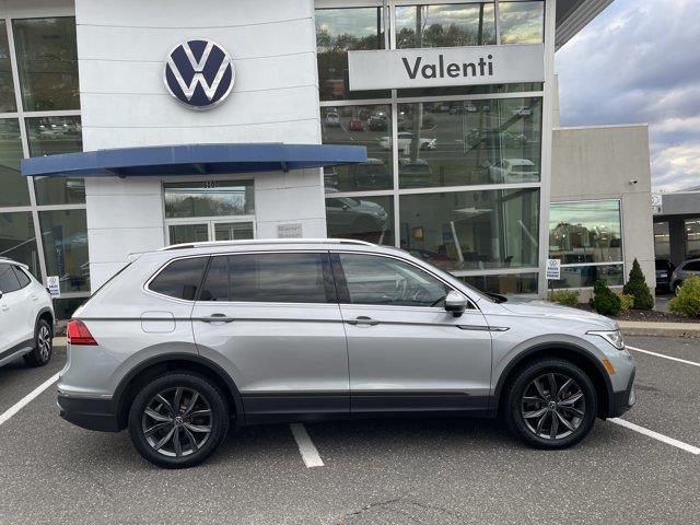 2022 Volkswagen Tiguan - $22,799