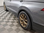 2022 Tiguan Thumbnail 5