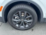 2024 Tiguan Thumbnail 9