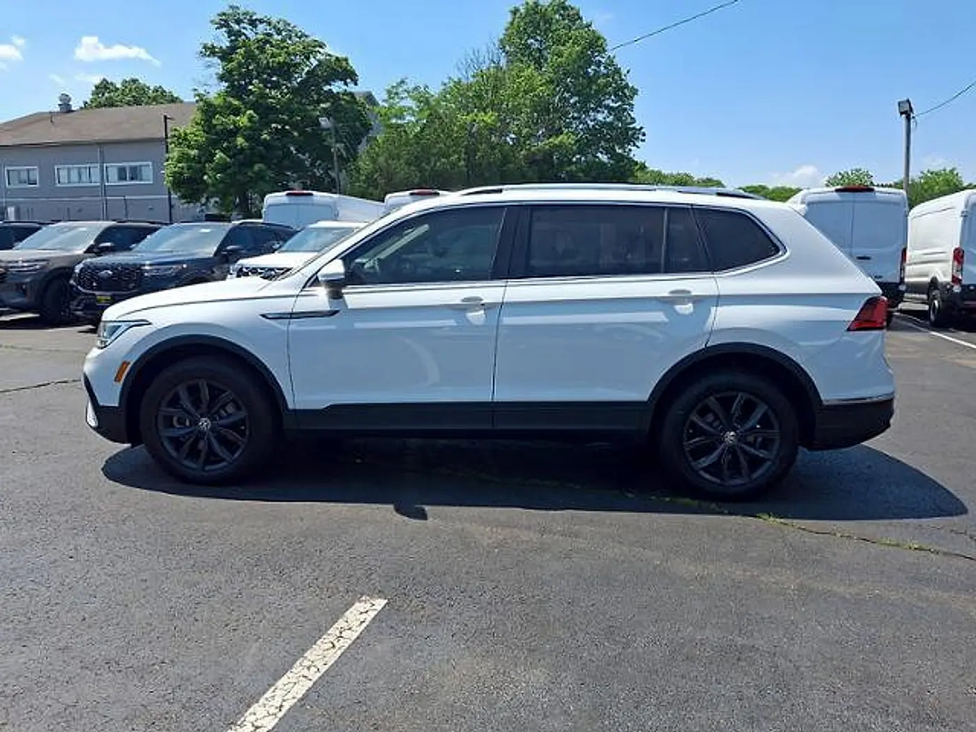 2024 Volkswagen Tiguan - $24,204