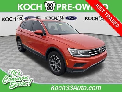 Photo of a 2018 Volkswagen Tiguan AWD 2.0T SE 4motion 4DR SUV for sale