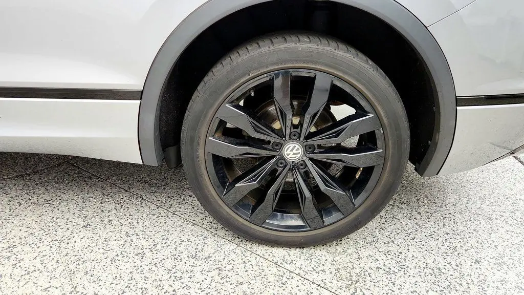 2021 Volkswagen Tiguan - $16,495
