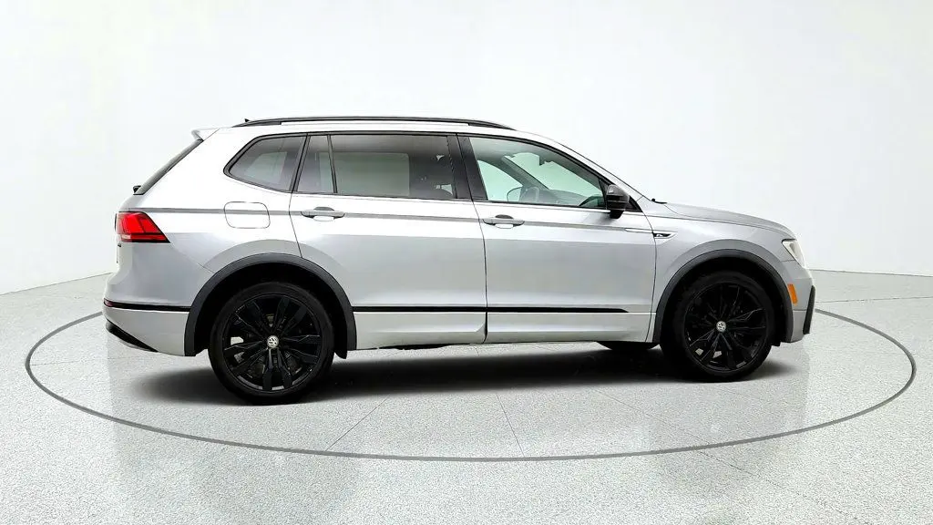 2021 Volkswagen Tiguan - $16,495
