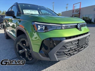 2025 Volkswagen Taos with Bright Moss Green Metallic/Deep Black Roof Exterior