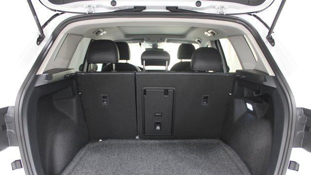 2026 Volkswagen Taos SE Black 4Motion
