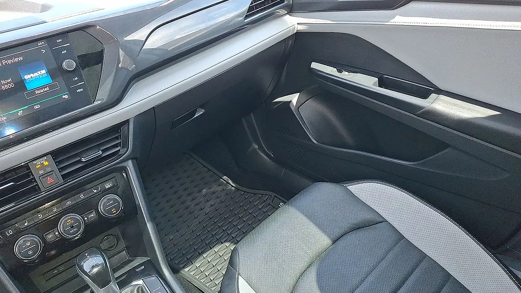 2022 Volkswagen Taos SEL 4Motion