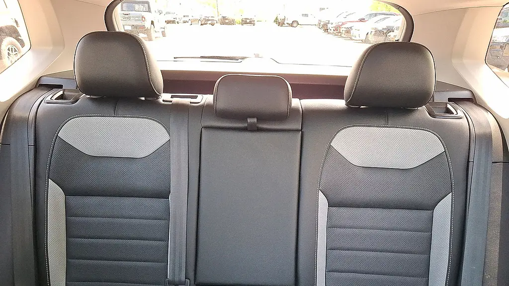 2022 Volkswagen Taos SEL 4Motion