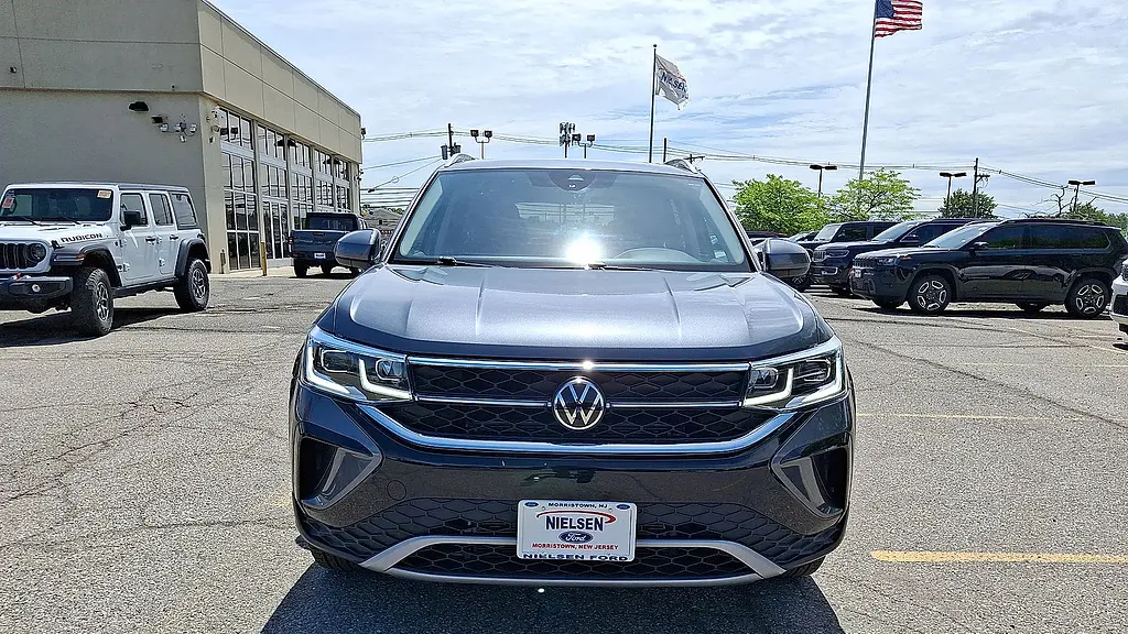 2022 Volkswagen Taos SEL 4Motion