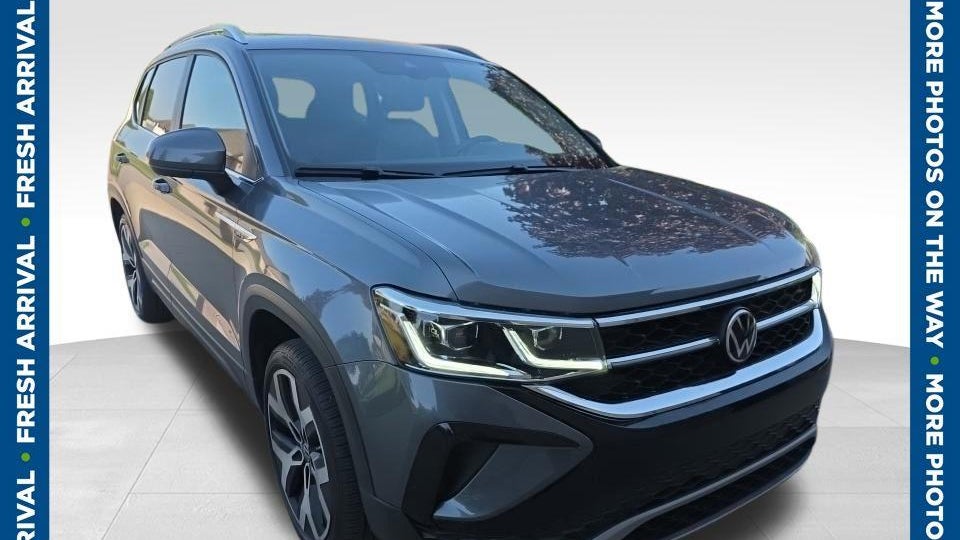 Preowned 2022 Volkswagen Taos SEL 4Motion for Sale